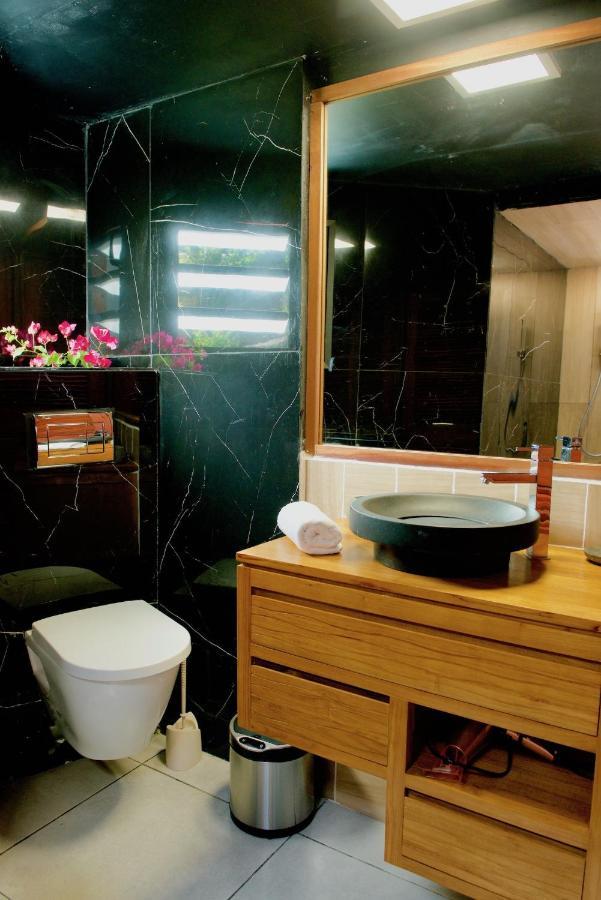 Le Domaine Du Rocher Noir Pointe-Noire Ngoại thất bức ảnh